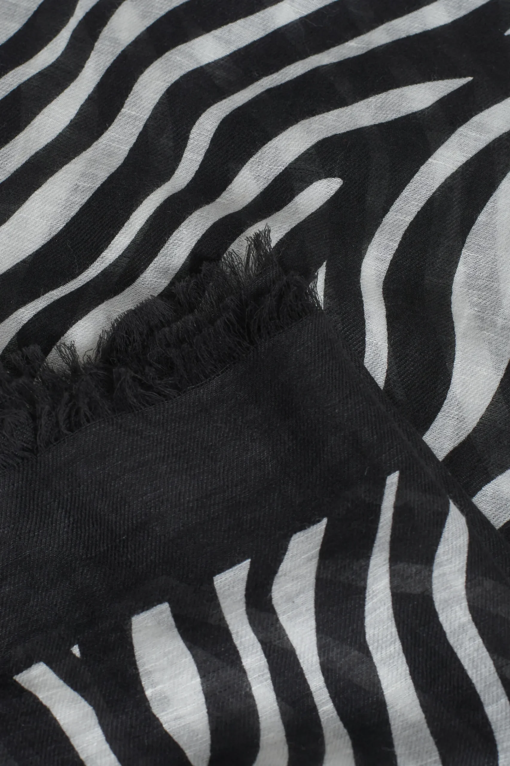 Shop Foulard Zolanda Noir Femme Foulards Et Echarpes