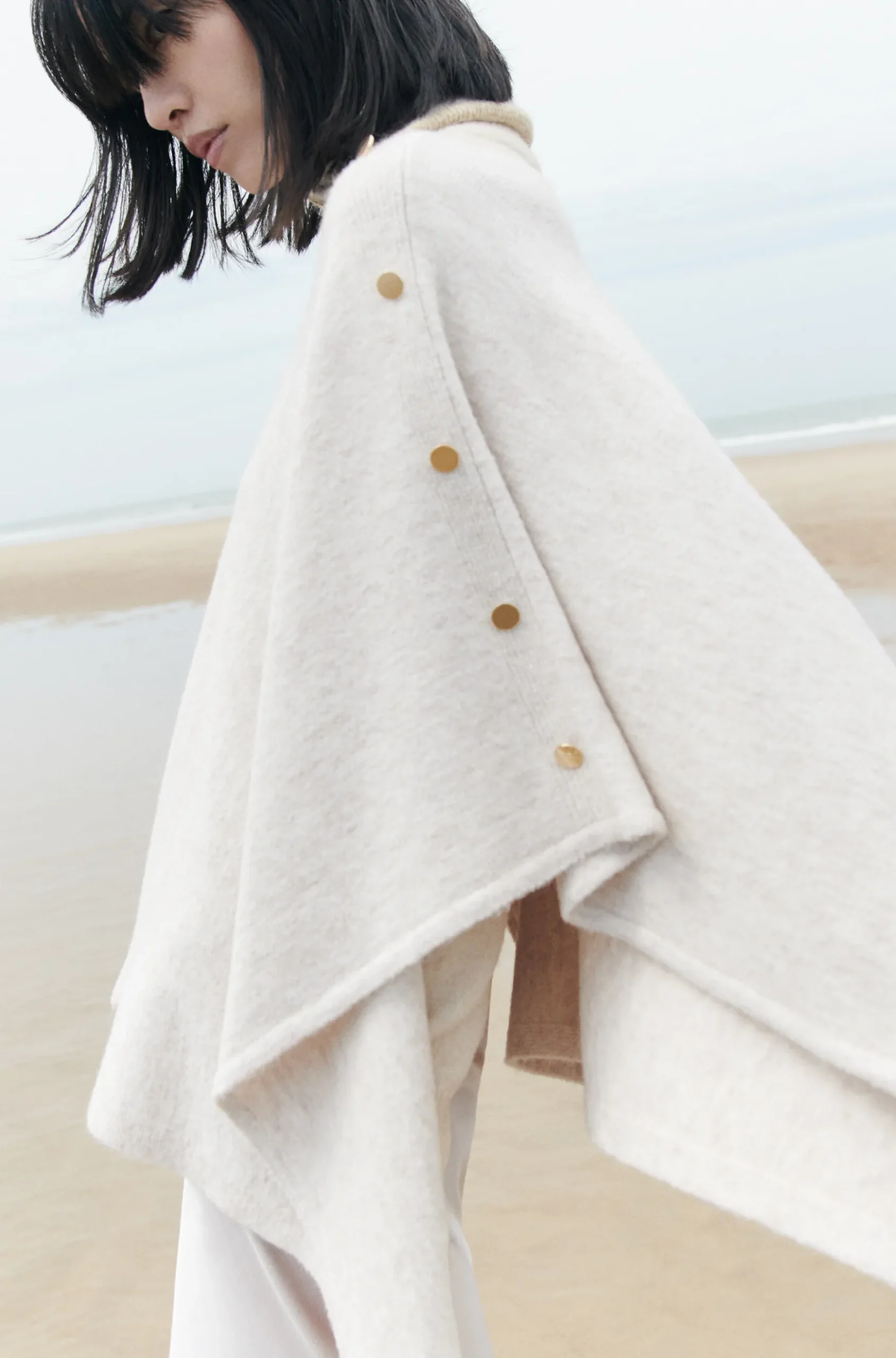Best Sale Poncho Lisa B Beige Femme Ponchos